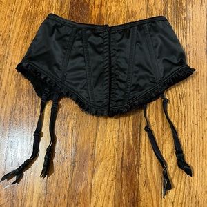 La Vie en Rose Waist Garter Belt